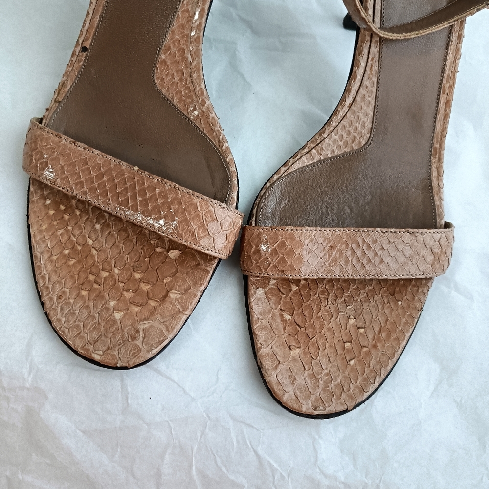 Gucci Sandal luxury  Snake Skin Ankle Strap Heels sz 8.5B - Picture 9 of 15